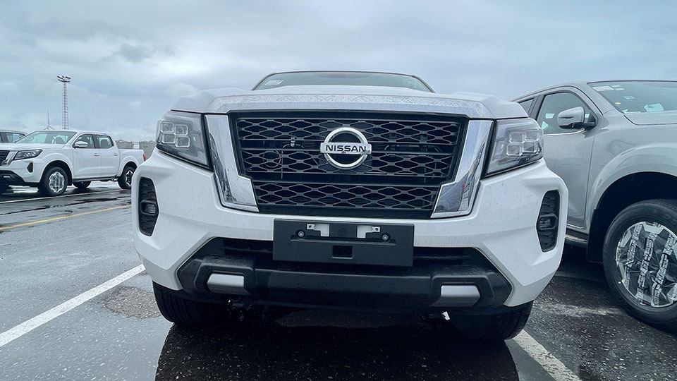 2022 NISSAN NAVARA LE+ 2.5L DIESEL 4X4 AT WHITE FULL OPTION06 2022 NISSAN NAVARA LE+ 2.5L DIESEL 4X4 AT WHITE FULL OPTION06